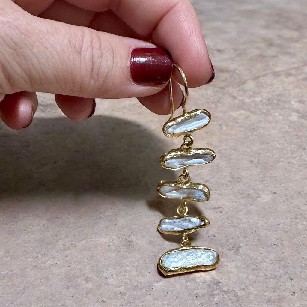 Çoklu İnci Sallantılı Küpe