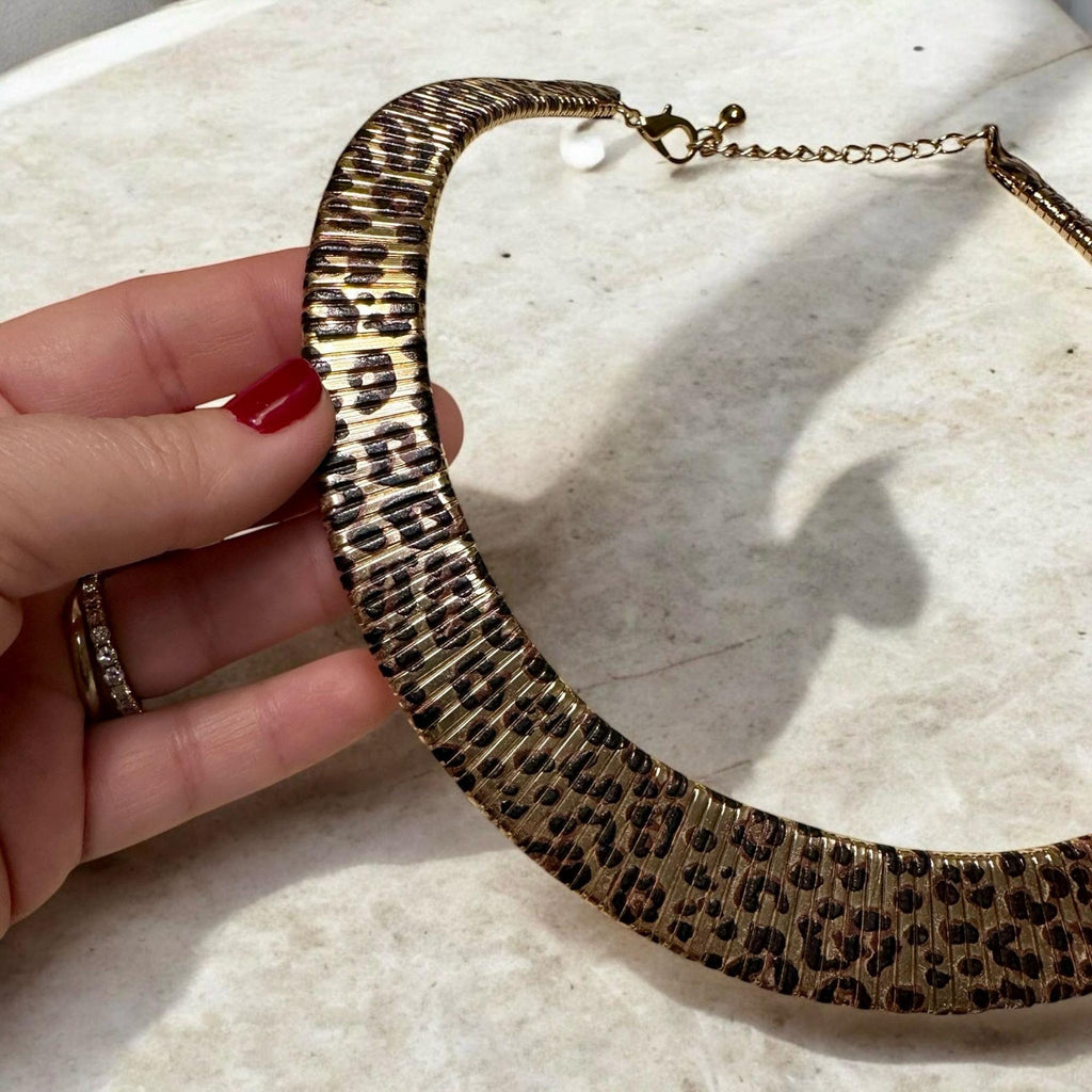 Çift Taraflı Leopar Kolye