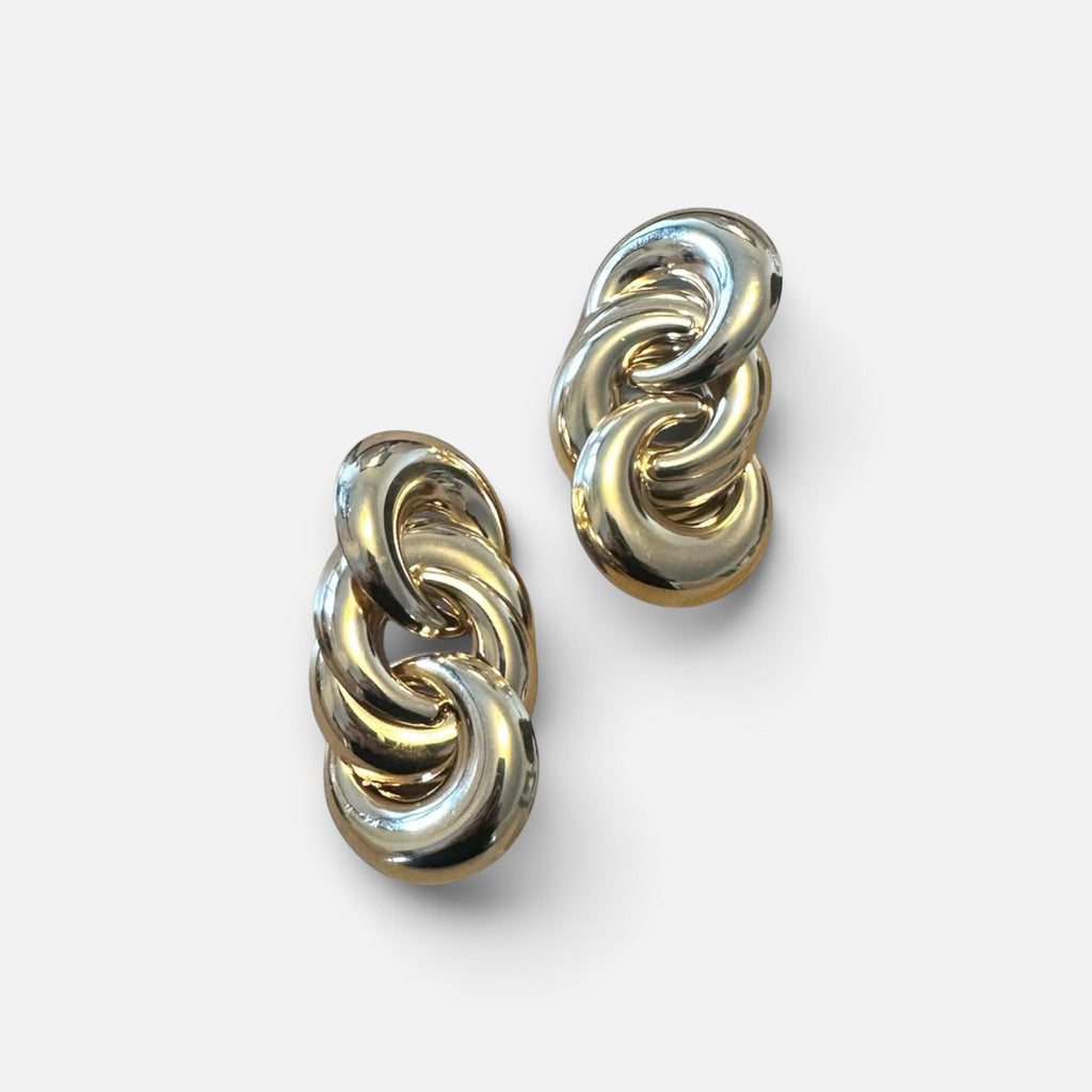 Jakris vintage-inspired gold-plated earrings featuring a thick chunky chain link design on a light background