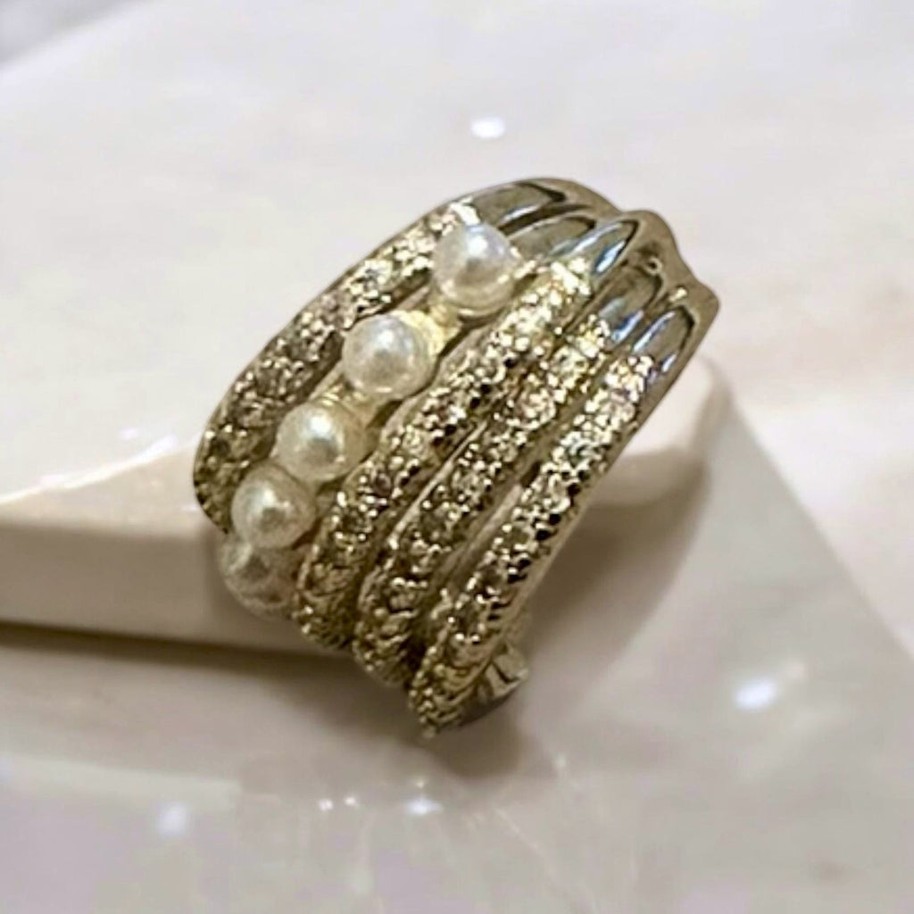 Jakris gold-tone non-pierced cartilage ear cuff featuring a row of delicate pearls and sparkling crystal accents.