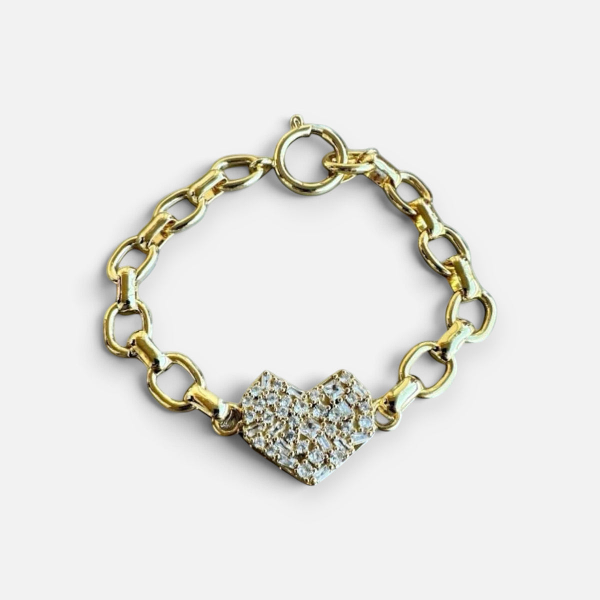 Jakris gold chain bracelet featuring a heart-shaped pendant encrusted with sparkling zircon crystals